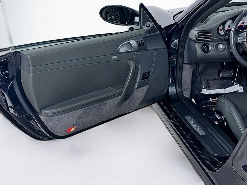 2007 Porsche 997 Turbo - Image 13 of 18