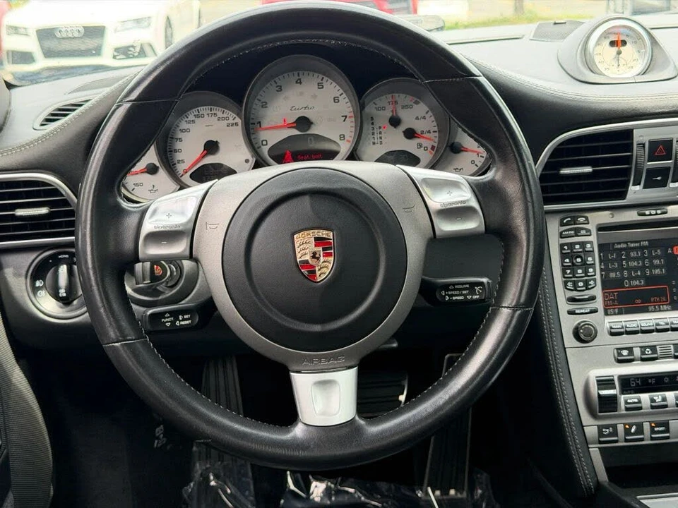 2007 Porsche 997 Turbo - Image 25 of 31