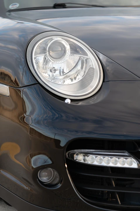 2007 Porsche 997 Turbo - Image 26 of 31