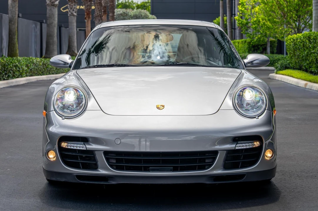 2007 Porsche 997 Turbo - Image 2 of 31