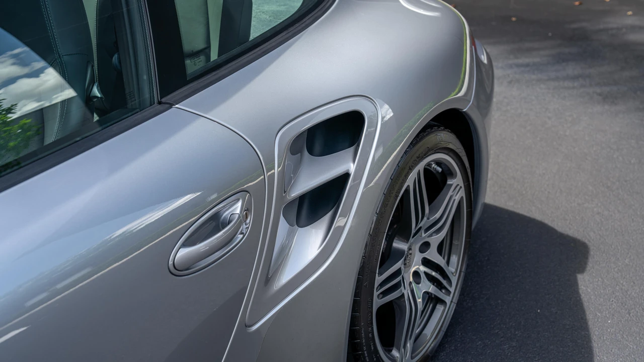 2007 Porsche 997 Turbo - Image 15 of 31