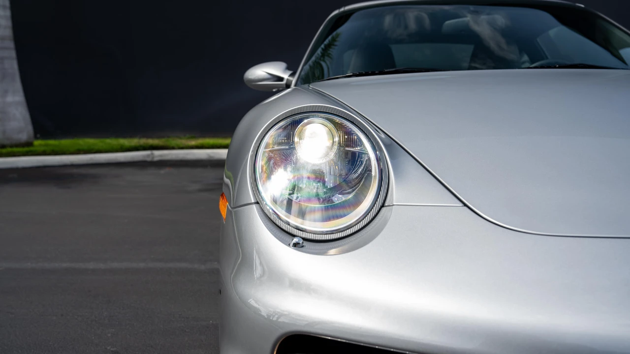 2007 Porsche 997 Turbo - Image 10 of 31