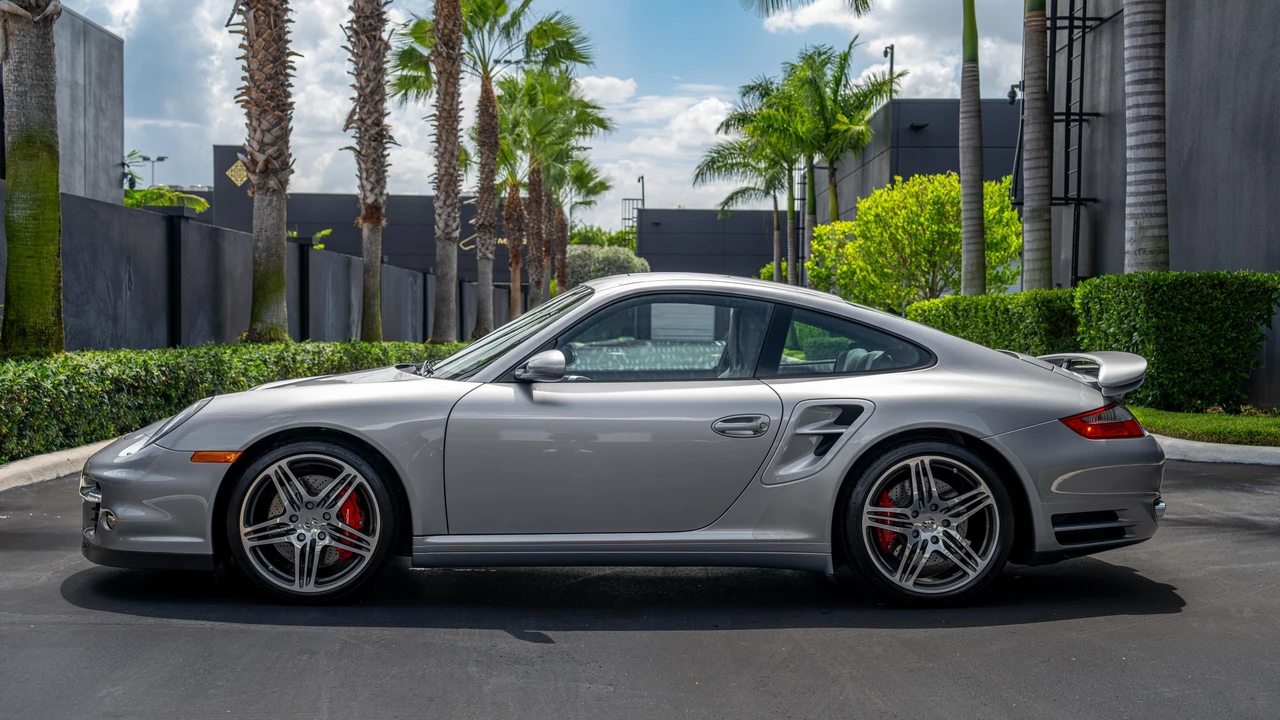 2007 Porsche 997 Turbo - Image 7 of 31