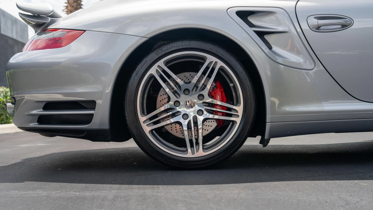 2007 Porsche 997 Turbo - Image 31 of 31