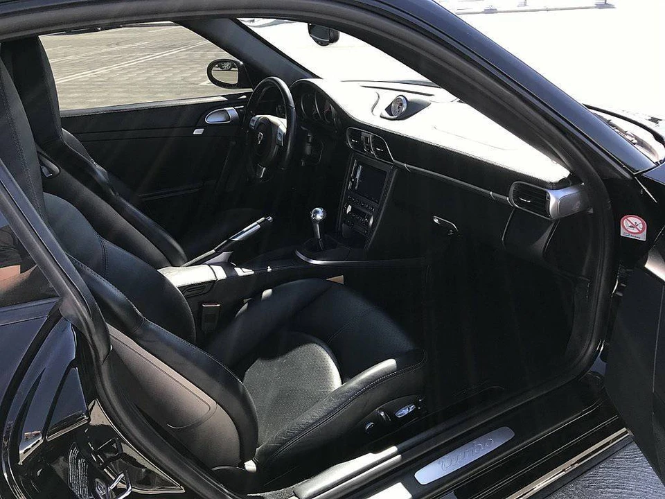 2007 Porsche 997 Turbo - Image 6 of 17