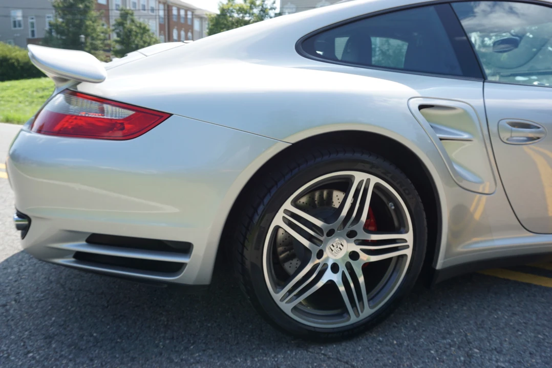 2007 Porsche 997 Turbo - Image 30 of 31