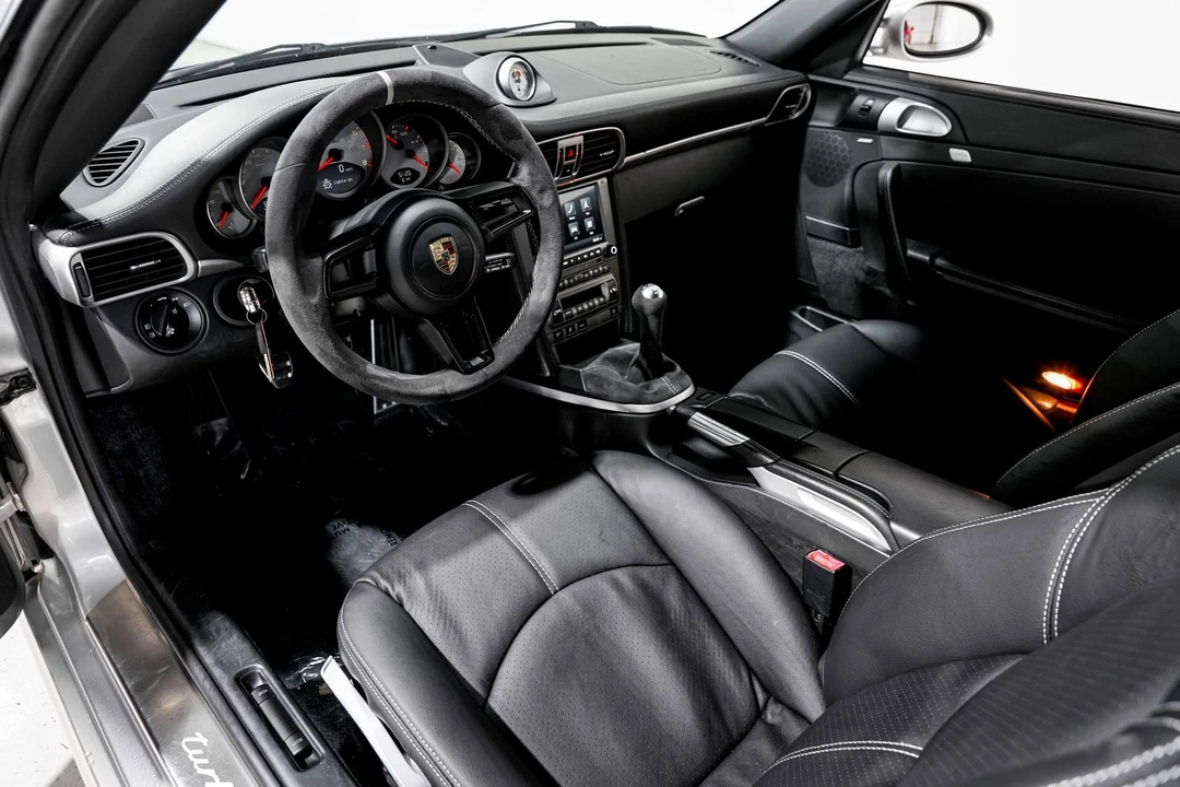 2007 Porsche 997 Turbo - Image 7 of 31