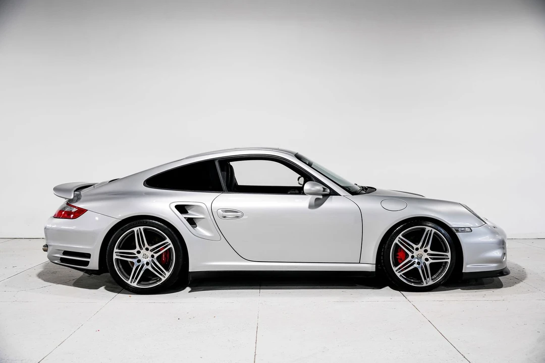 2007 Porsche 997 Turbo - Image 2 of 31