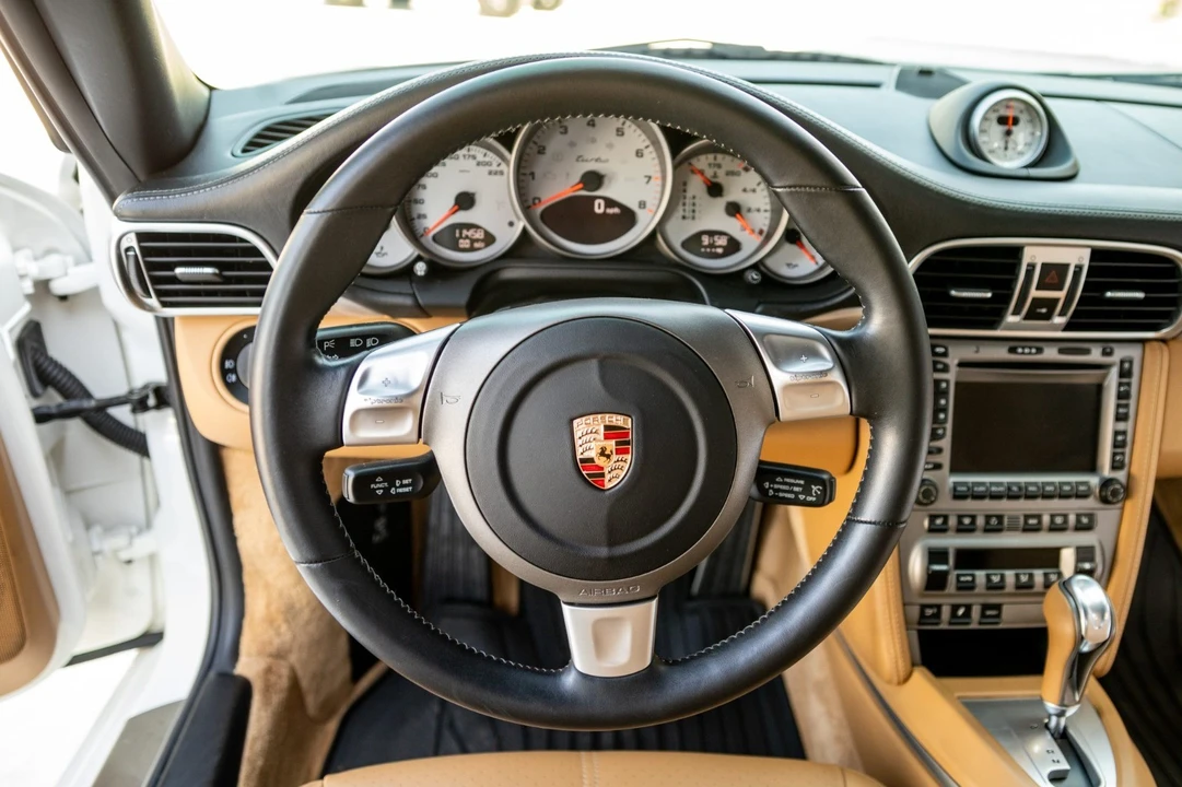 2007 Porsche 997 Turbo - Image 14 of 17