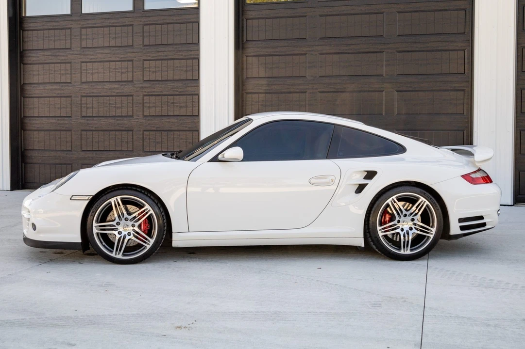 2007 Porsche 997 Turbo - Image 2 of 17