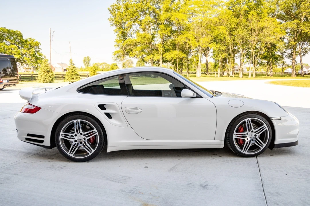 2007 Porsche 997 Turbo - Image 7 of 17