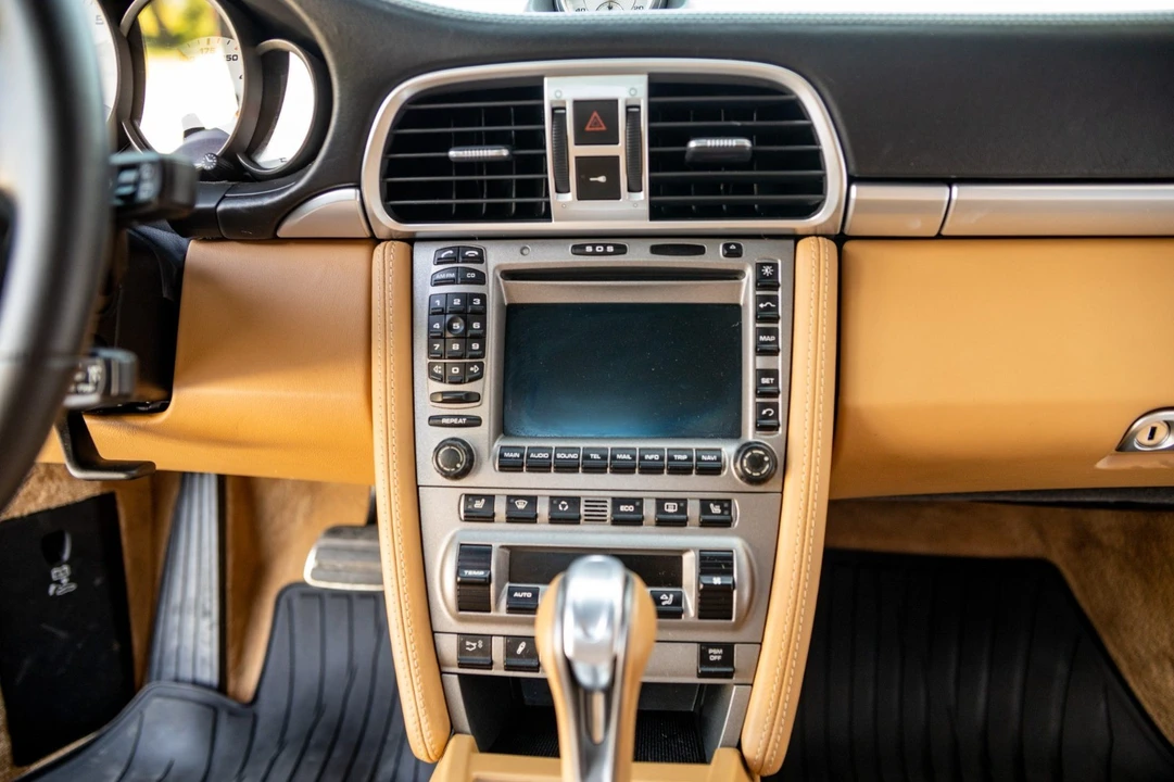 2007 Porsche 997 Turbo - Image 15 of 17