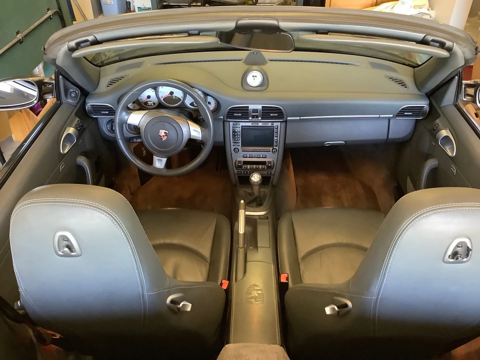 2007 Porsche 997 Carrera S - Image 9 of 10