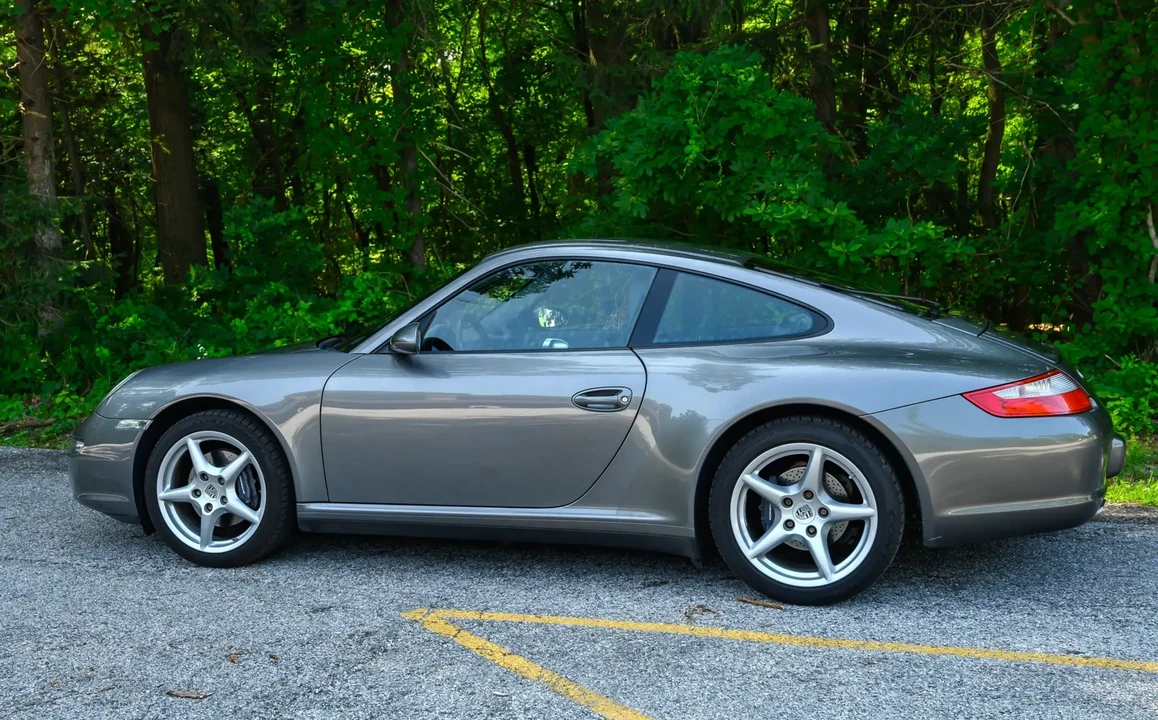 2007 Porsche 997 Carrera 4 - Image 4 of 6