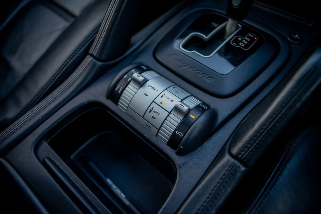 2007 Porsche 955/957 Cayenne - Image 23 of 30