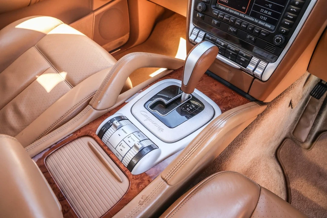 2007 Porsche 955/957 Cayenne Turbo - Image 13 of 30