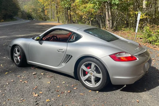 2007 Porsche Cayman S 6-Speed
