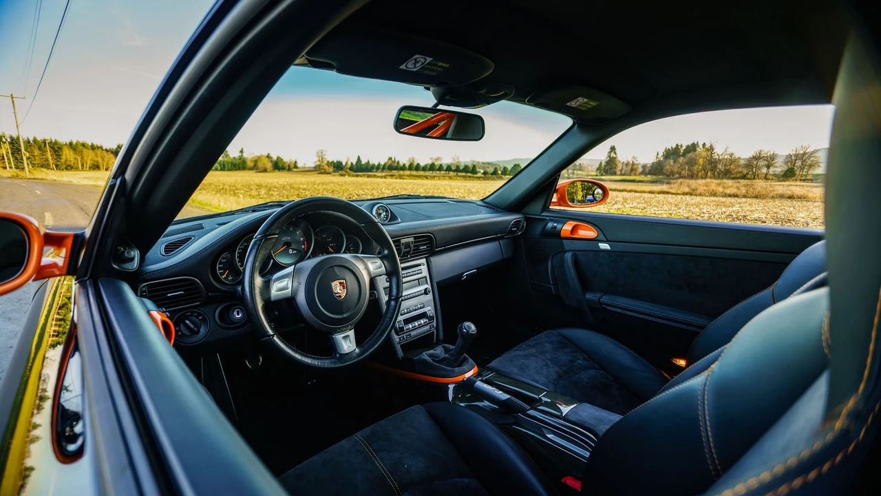 2007 Porsche 997 GT3 RS - Image 4 of 12