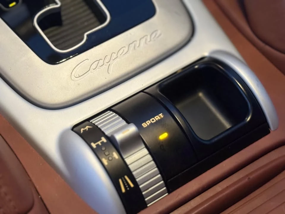 2007 Porsche 955/957 Cayenne S - Image 8 of 20