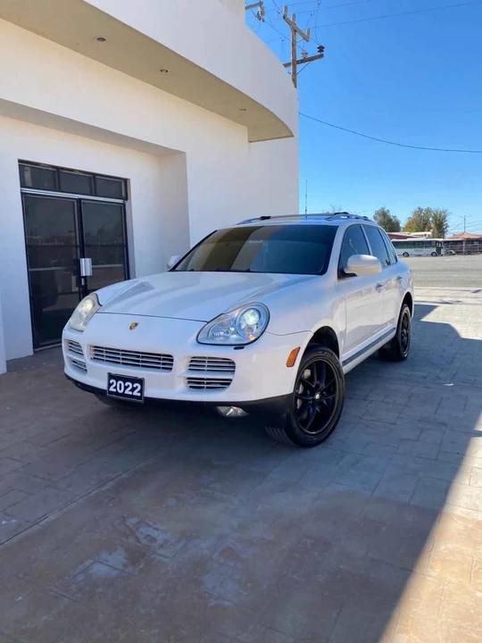 2007 Porsche Cayenne - Image 12 of 16