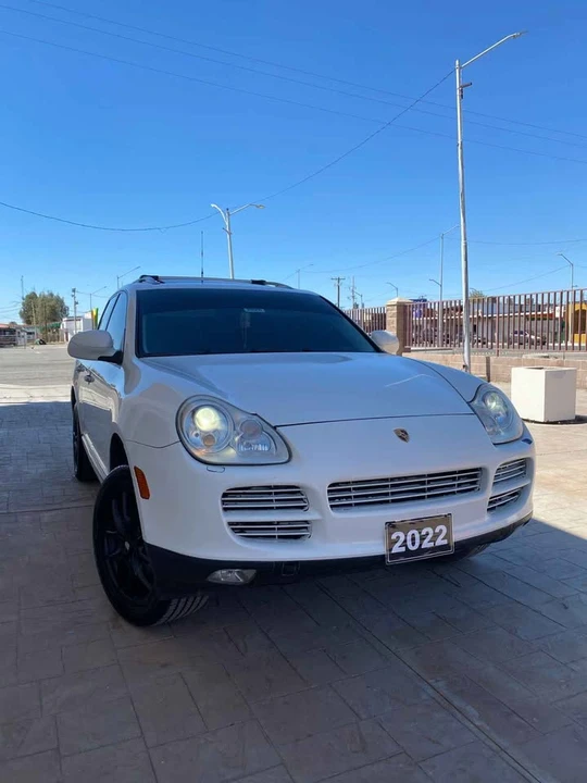 2007 Porsche Cayenne - Image 8 of 16