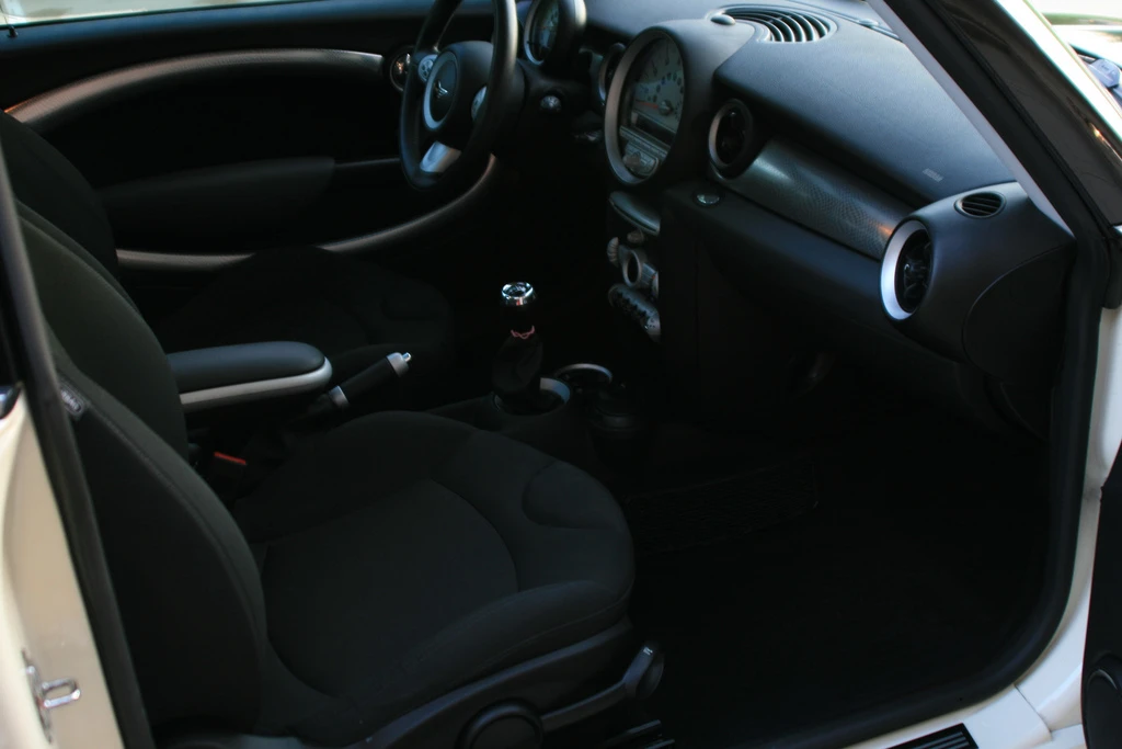 2007 Mini Mini 2nd Gen - Image 15 of 31