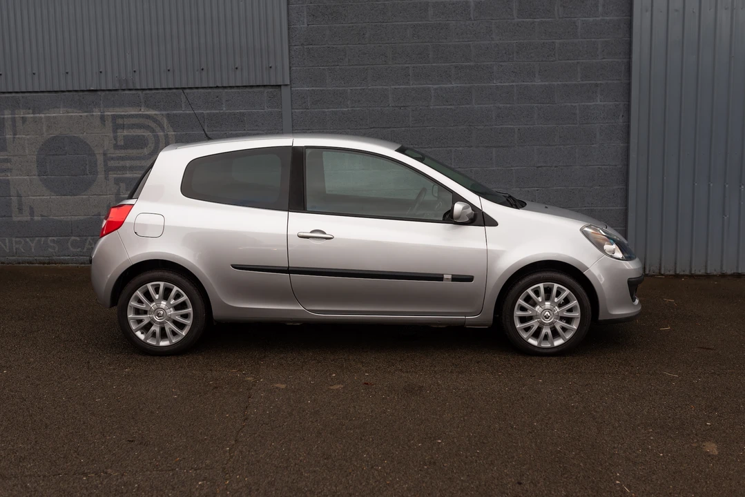 2007 Renault Clio 3rd Gen - Image 16 of 31