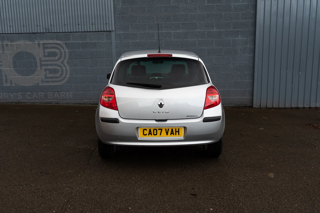 2007 Renault Clio 3rd Gen - Image 17 of 31