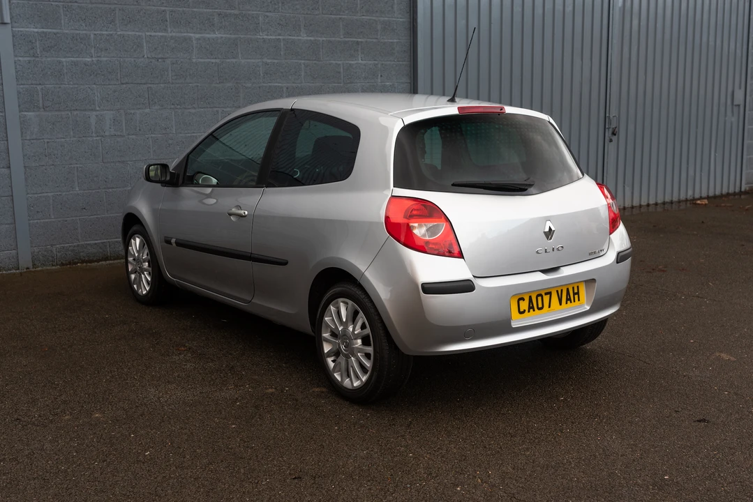 2007 Renault Clio 3rd Gen - Image 18 of 31