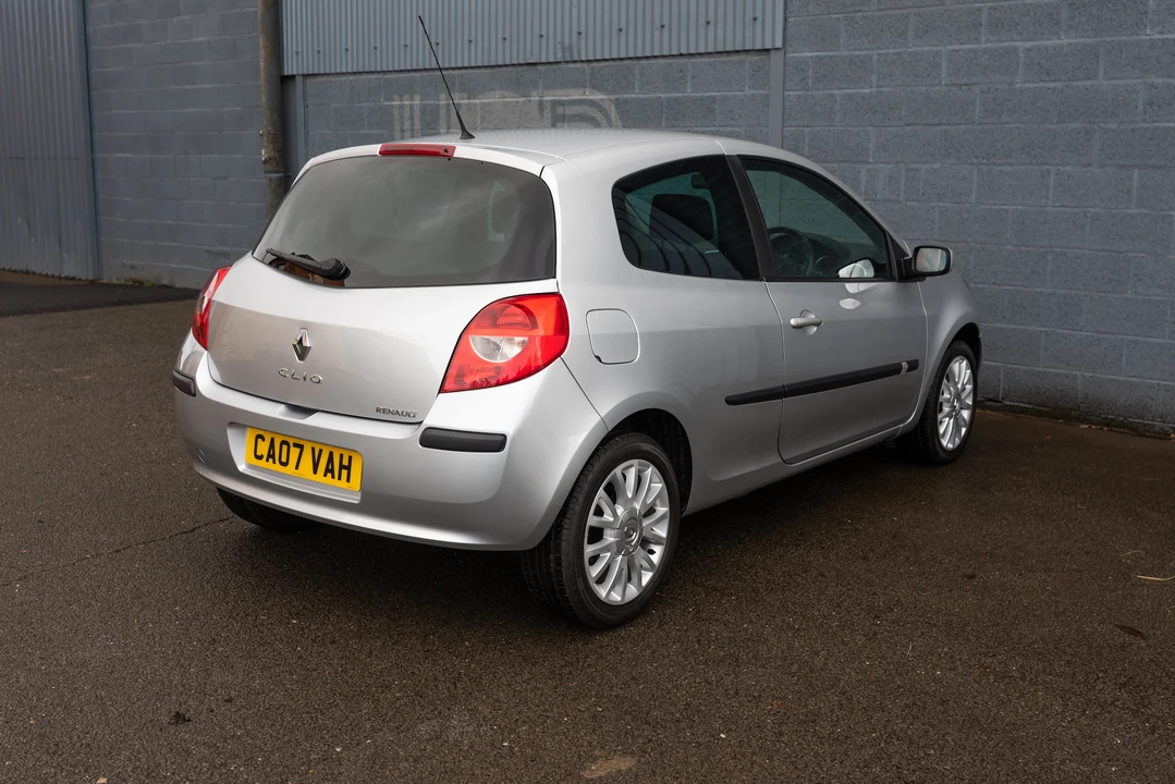 2007 Renault Clio 3rd Gen - Image 19 of 31