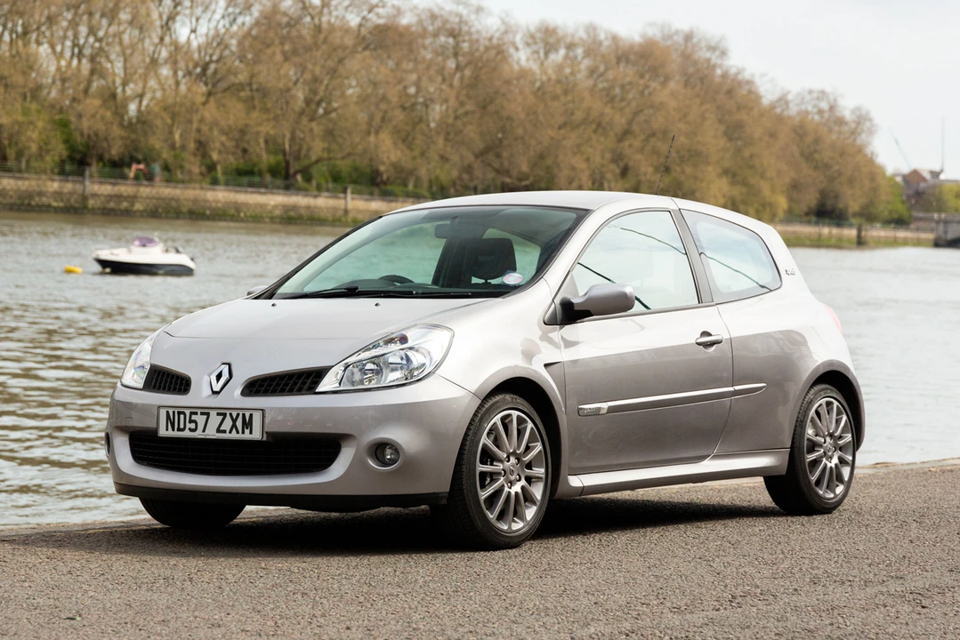 2007 Renault Clio 3rd Gen - Image 2 of 31