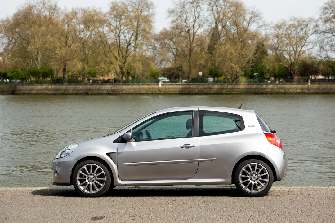 2007 Renault Clio 3rd Gen - Image 14 of 31