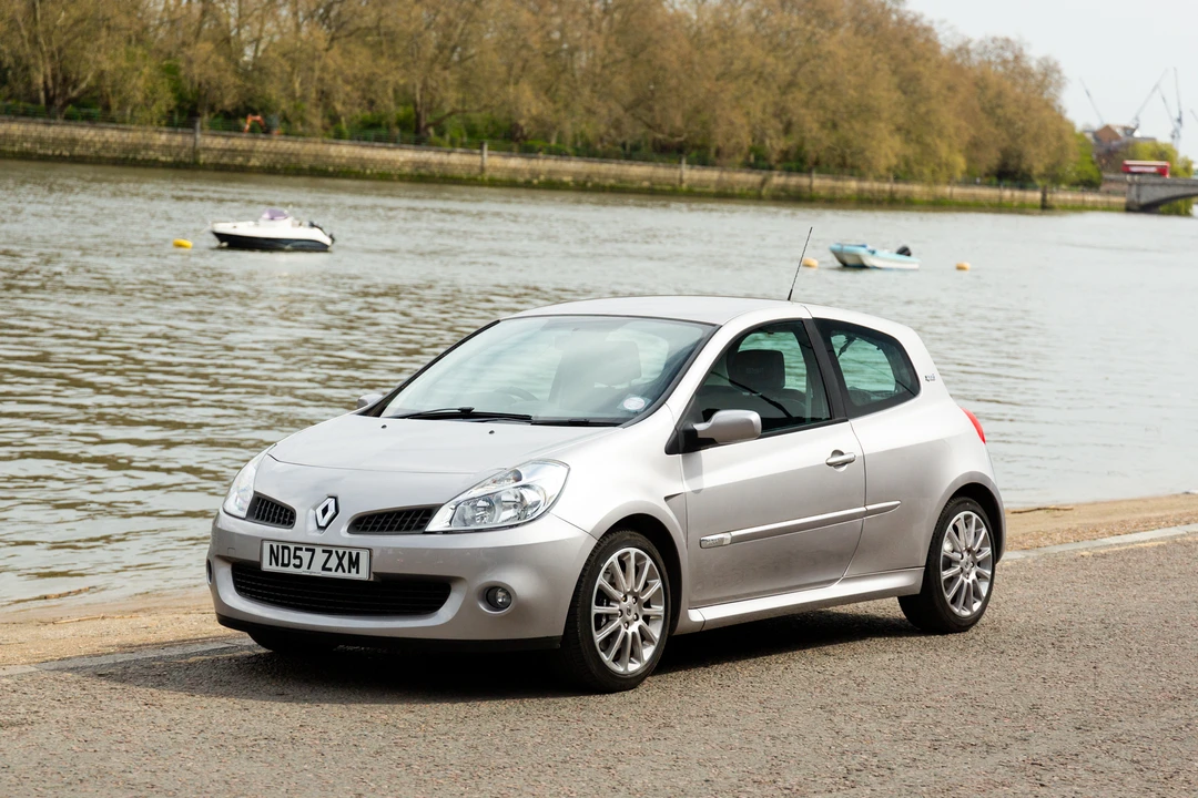 2007 Renault Clio 3rd Gen - Image 9 of 31
