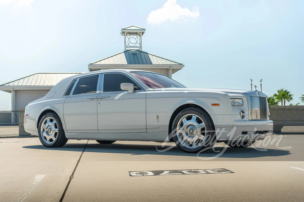 2007 Rolls-Royce Phantom VII - Image 9 of 29