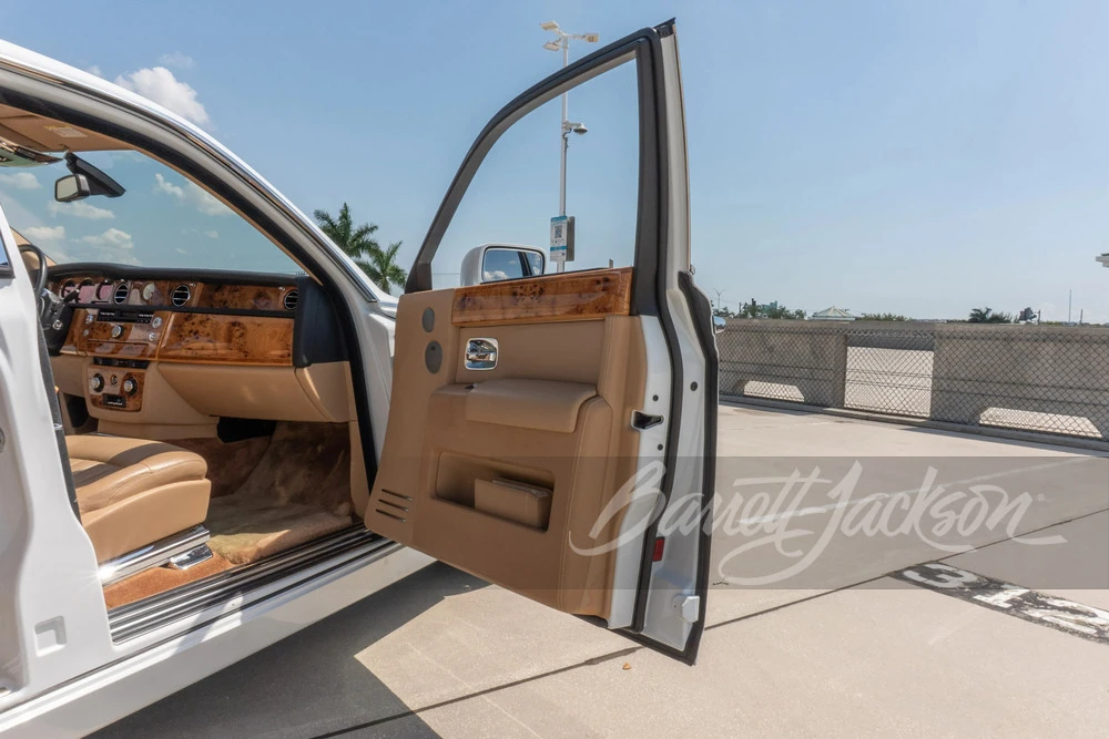 2007 Rolls-Royce Phantom VII - Image 22 of 29