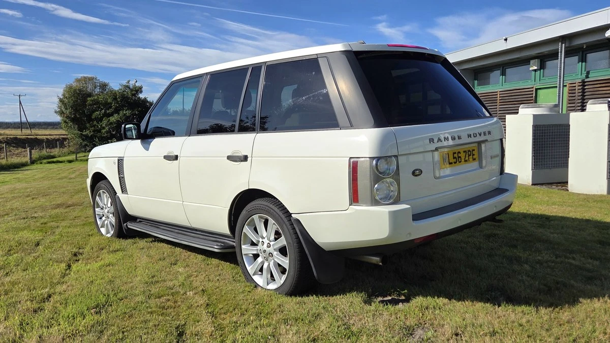 2007 Land Rover Range Rover L322 - Image 11 of 30
