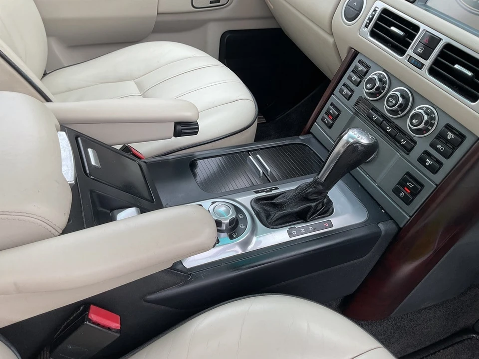 2007 Land Rover Range Rover L322 - Image 19 of 30