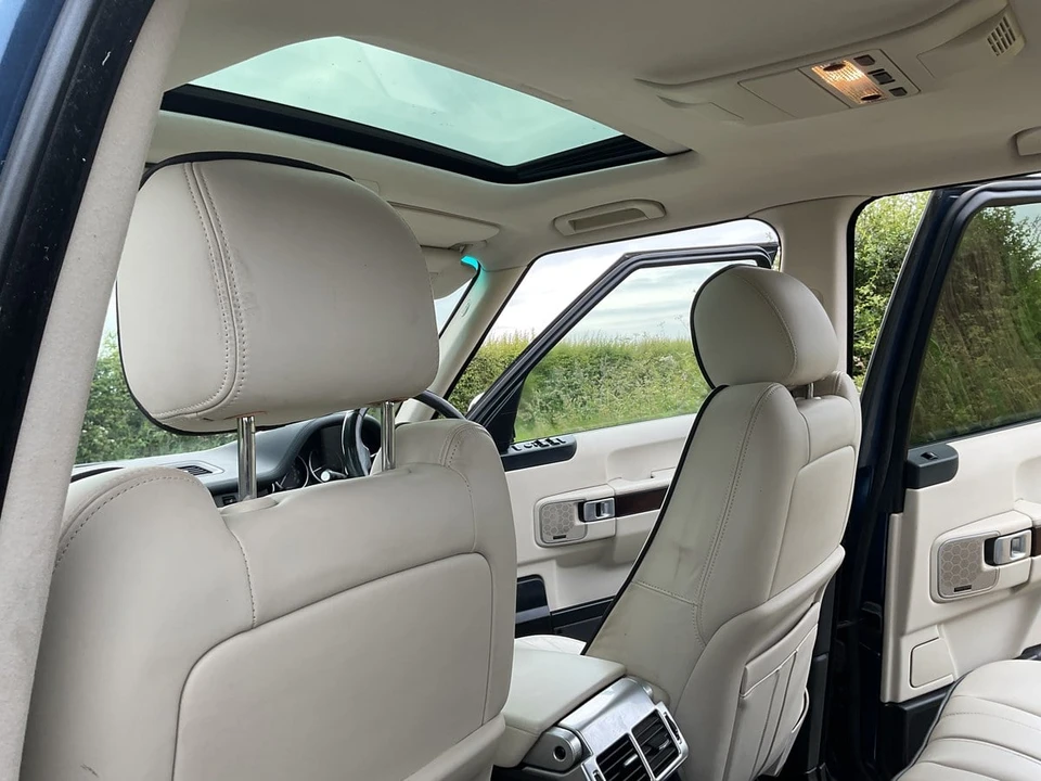 2007 Land Rover Range Rover L322 - Image 9 of 30