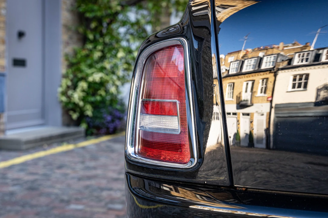 2007 Rolls-Royce Phantom VII - Image 14 of 31
