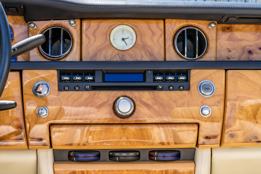 2007 Rolls-Royce Phantom VII - Image 21 of 31