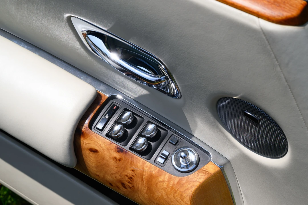 2007 Rolls-Royce Phantom VII - Image 25 of 31