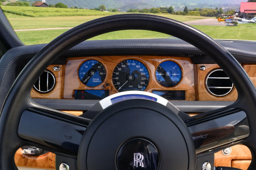 2007 Rolls-Royce Phantom VII - Image 19 of 31