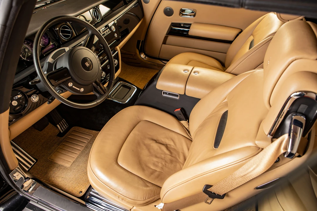 2007 Rolls-Royce Phantom VII - Image 8 of 13