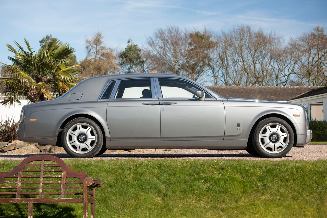 2007 Rolls-Royce Phantom VII - Image 4 of 31