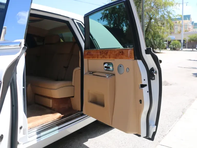 2007 Rolls-Royce Phantom VII - Image 28 of 31