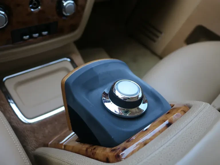 2007 Rolls-Royce Phantom VII - Image 18 of 31