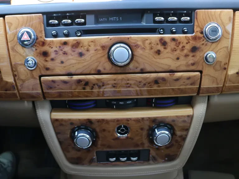 2007 Rolls-Royce Phantom VII - Image 14 of 31