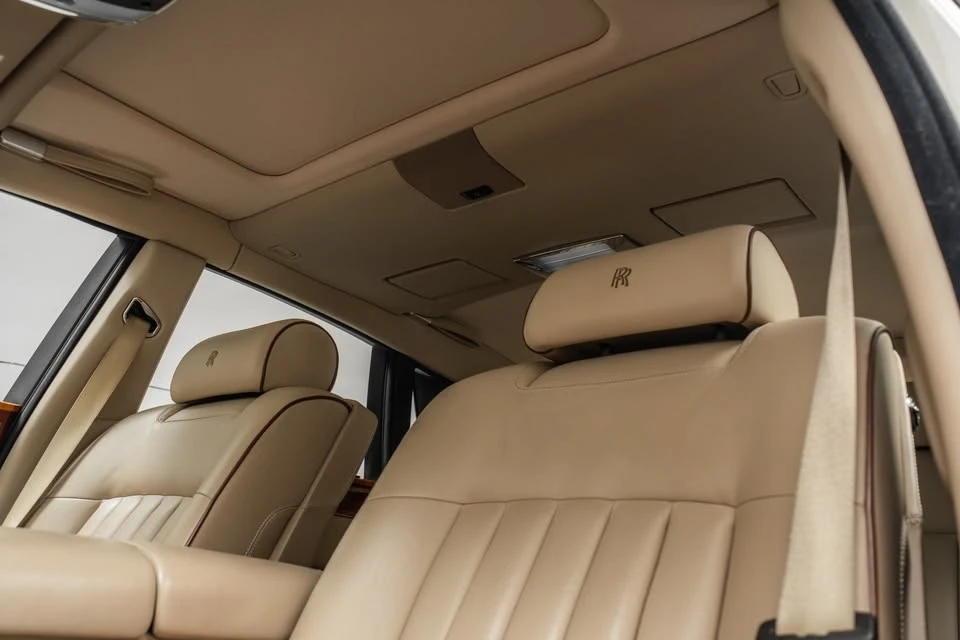 2007 Rolls-Royce Phantom VII - Image 14 of 16
