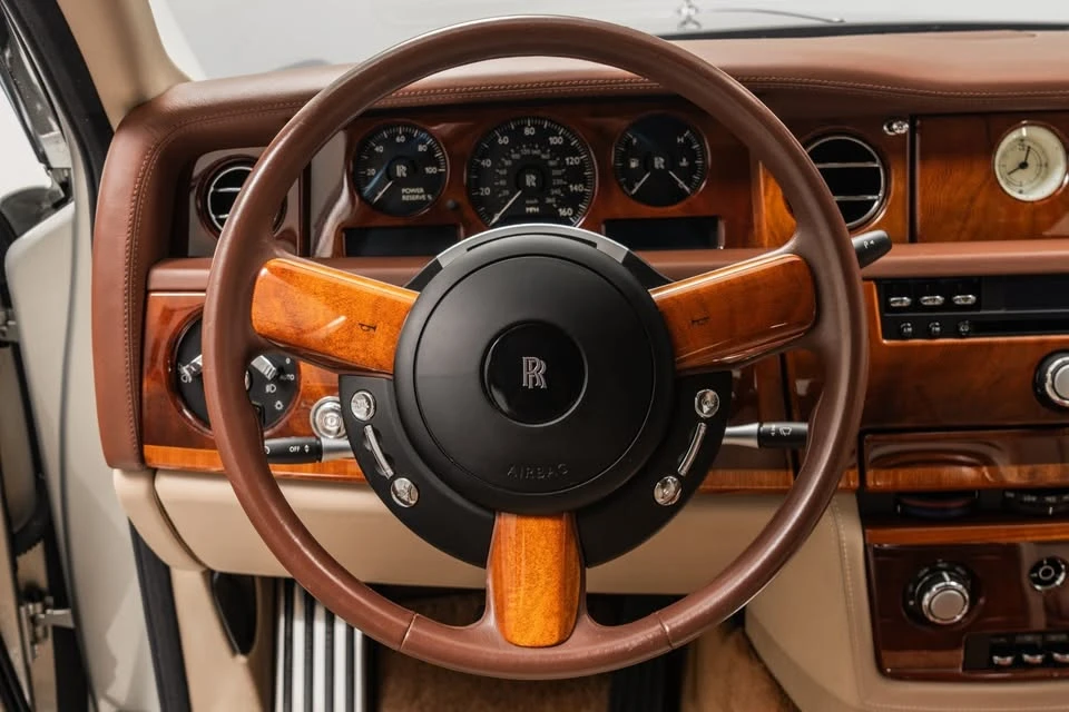 2007 Rolls-Royce Phantom VII - Image 11 of 16