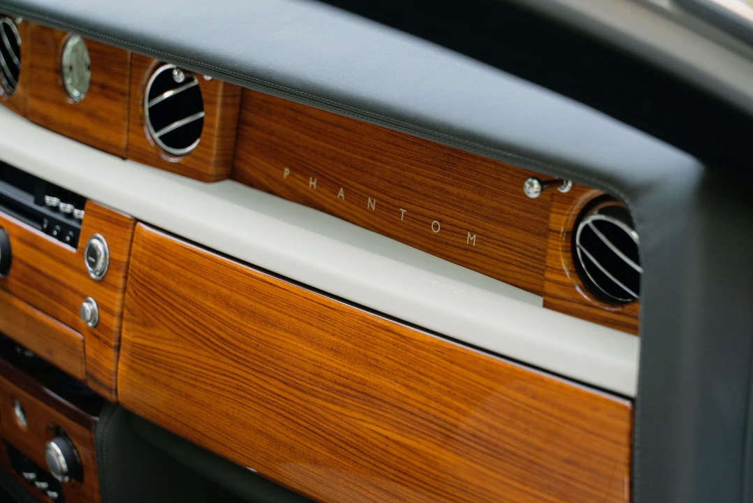 2007 Rolls-Royce Phantom VII - Image 24 of 31